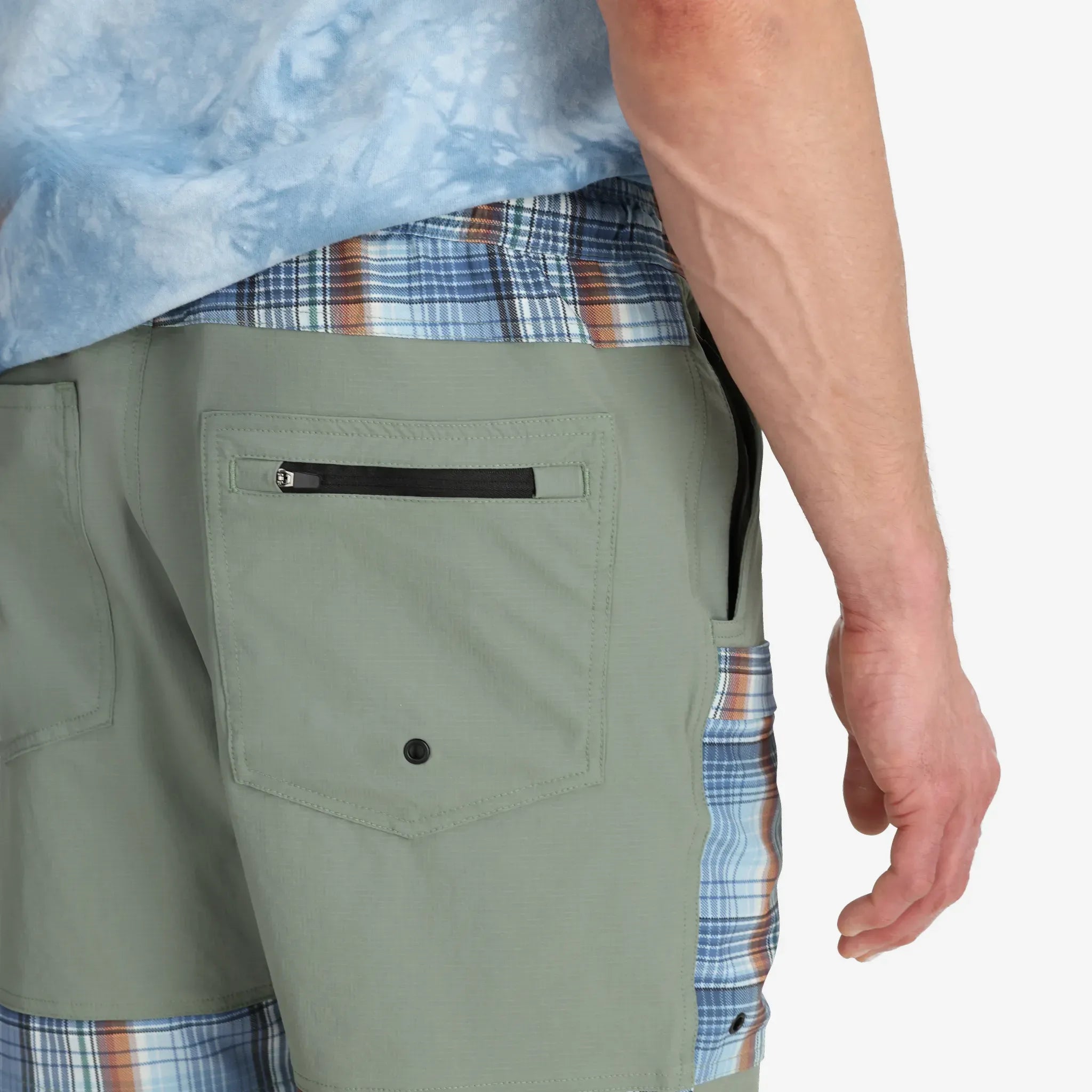 Men's Wayfinder Plaid Hybrid Shorts