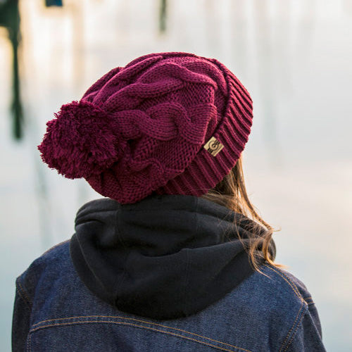 Womens Aprés Pom Beanie