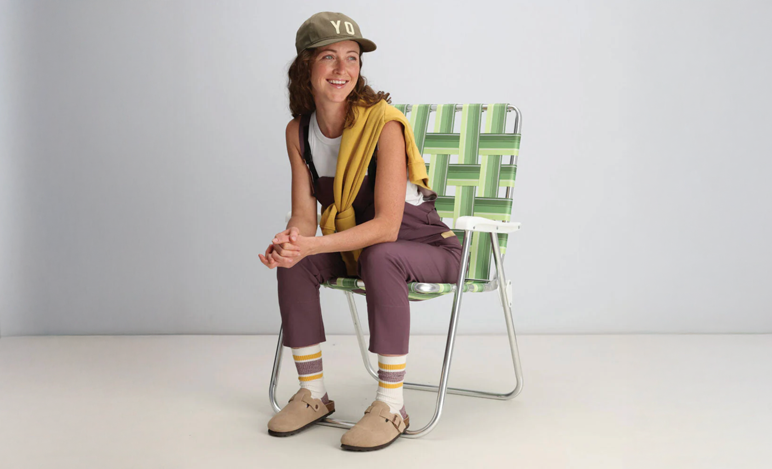 4 Ways To Style Overalls in Cold Weather