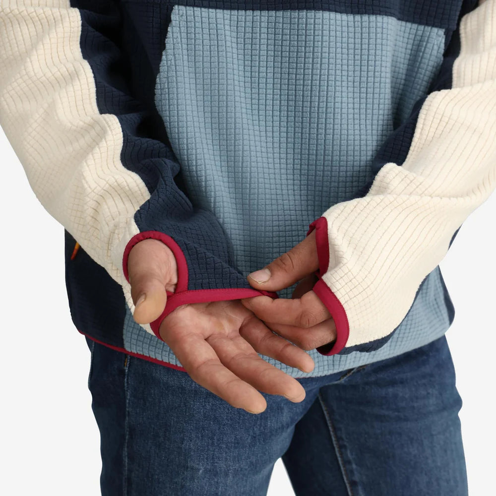 Grid Fleece Hoodie in Alpine and PeakLine Beanie Bundle