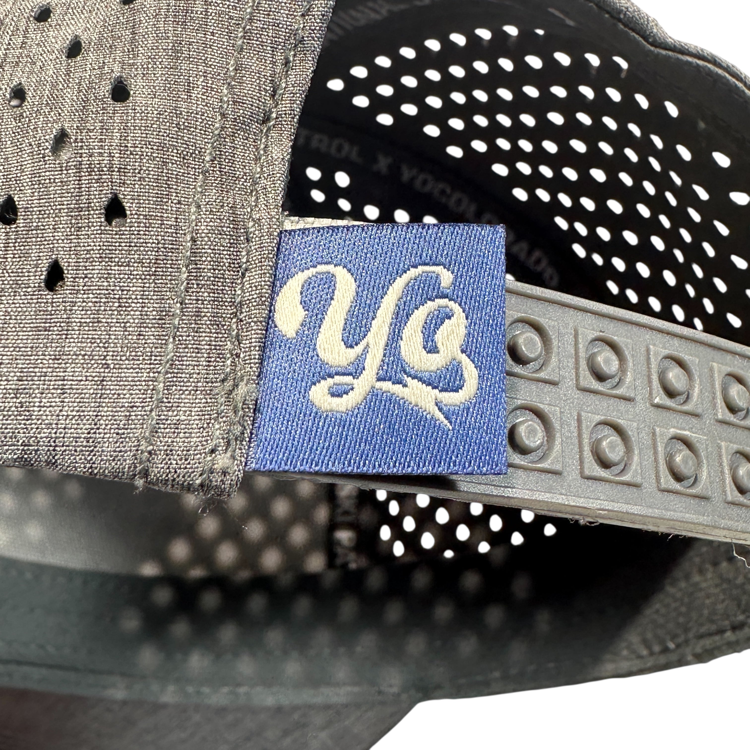 NSP Fresh Tracks Performance Hat in Glacier Gray